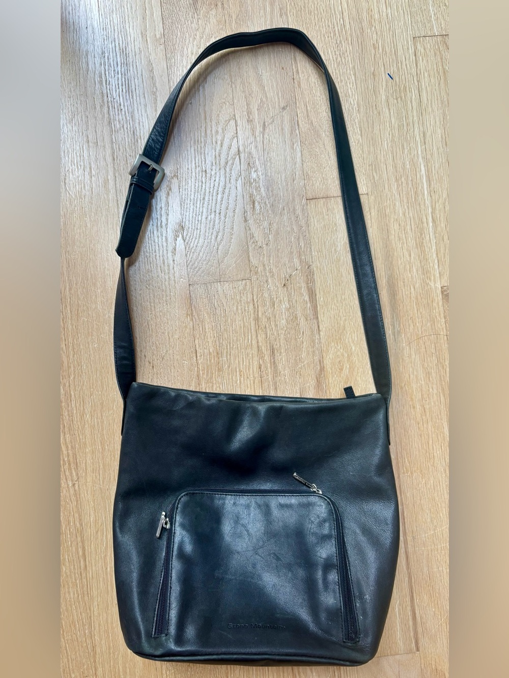 Vintage Stone Mountain Genuine Black Leather Crossbody Shoulder Bag